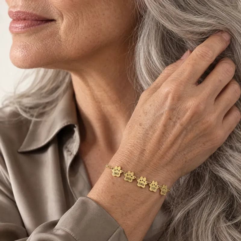 Il Bracciale Zampa d’Amore – Inciso con il suo nome